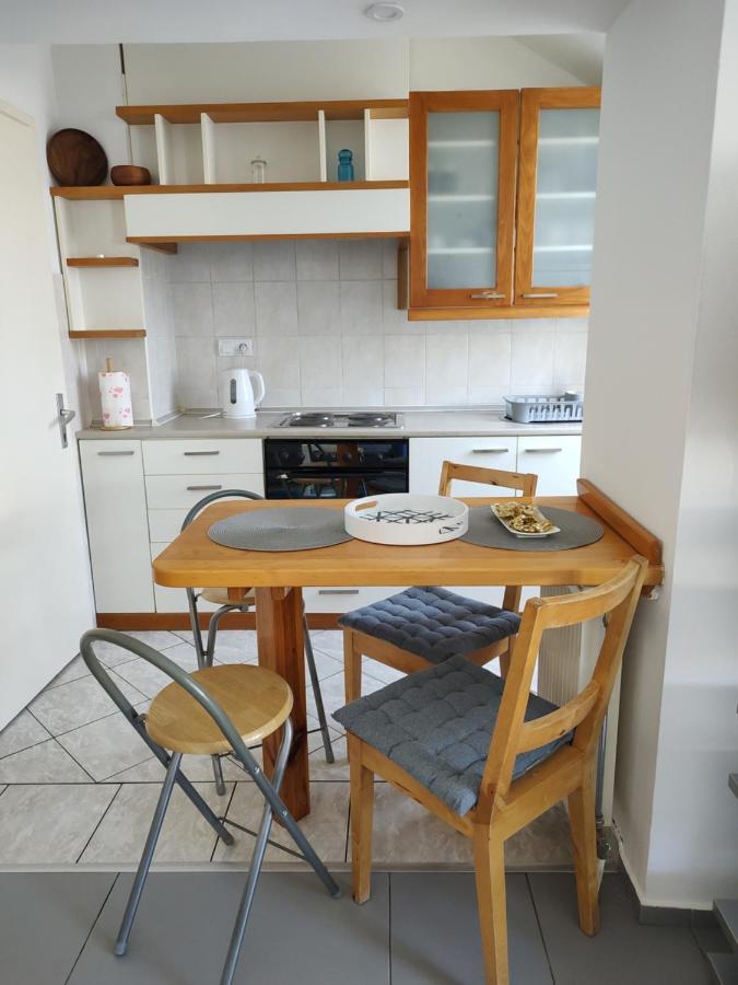 Twowheels Apartment - Apartment With Bicycles Novi Sad Exterior photo